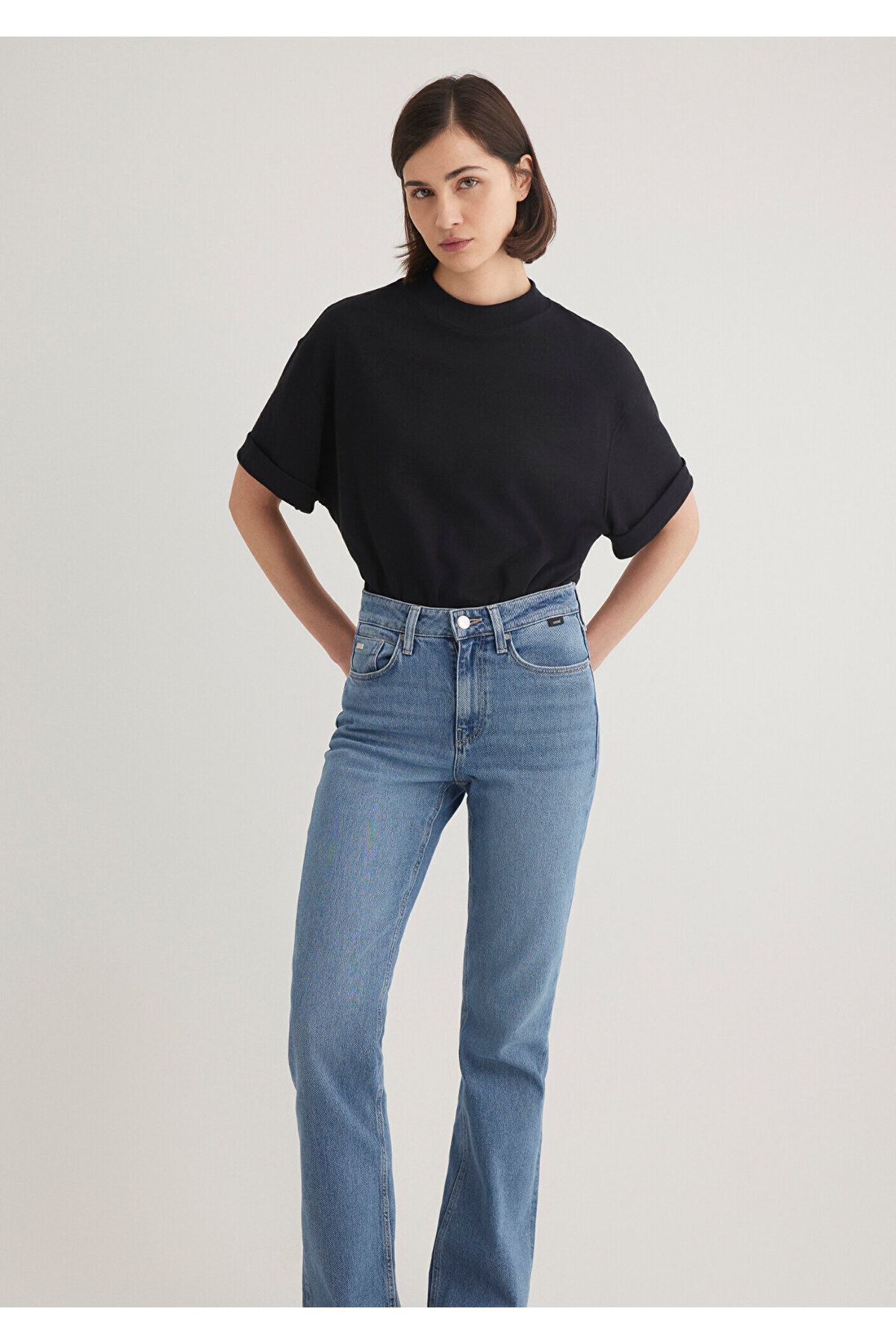 MAVİ KADIN KISA KOLLU MODELLİ PENYE Siyah 1612907-900