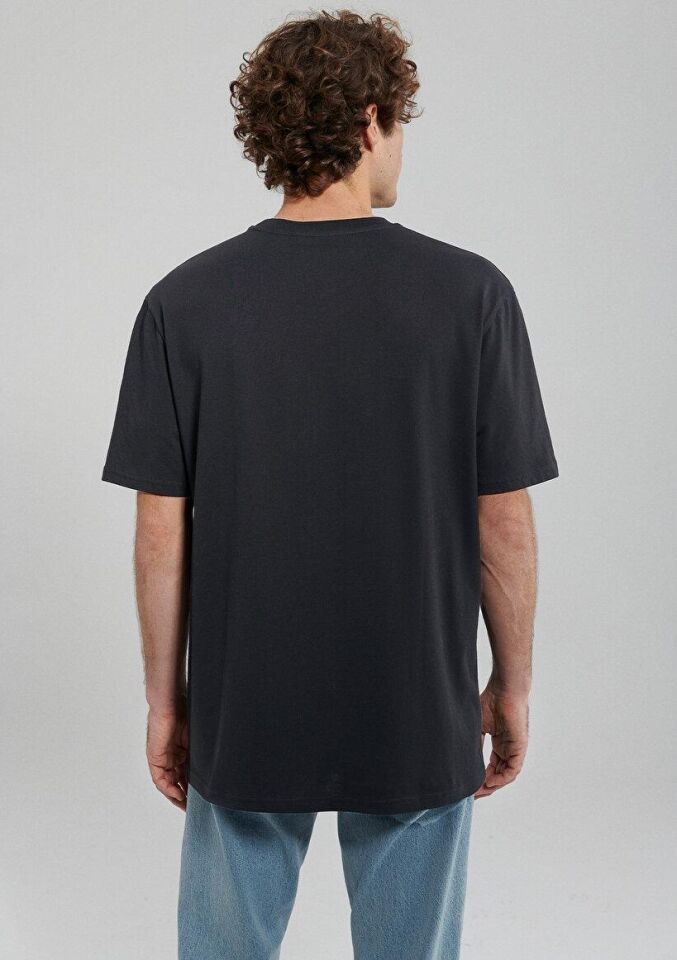 MAVİ ERKEK MAVİ LOGO TİŞÖRT Siyah 0611711-900 SİYAH - S