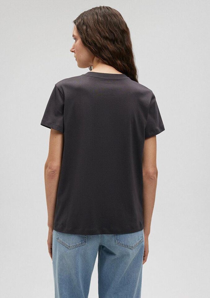 MAVİ KADIN ÇİÇEK BASKILI TİŞÖRT Kömür 1612393-70087 ANTRASİT - XS