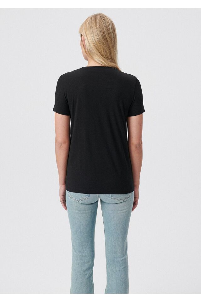 MAVİ KADIN GIVE YOURSELF A BREAK BASKILI GRAFİK TİŞ 1611695-900 SİYAH - S