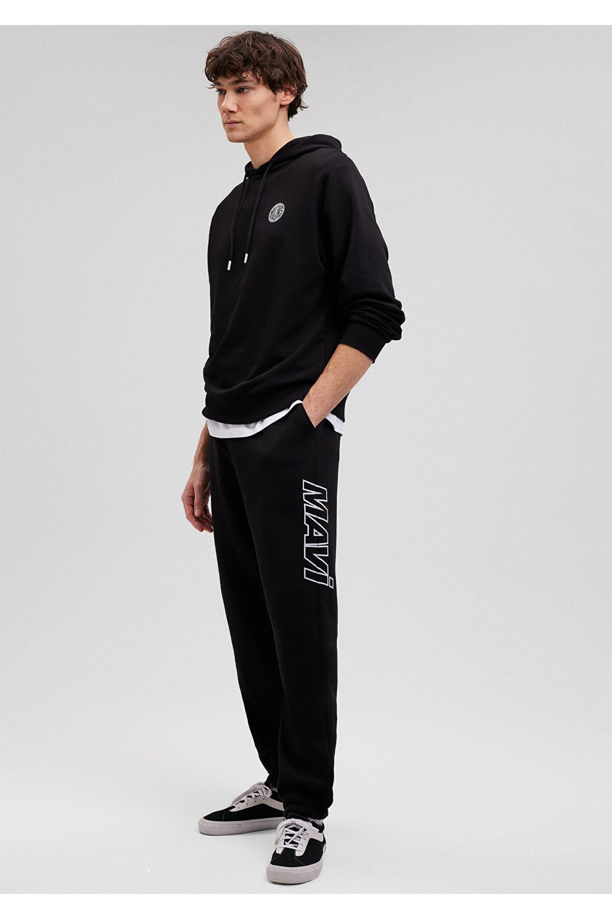 MAVİ ERKEK MAVİ BASKILI EŞOFMAN ALTI Siyah 0010208-900