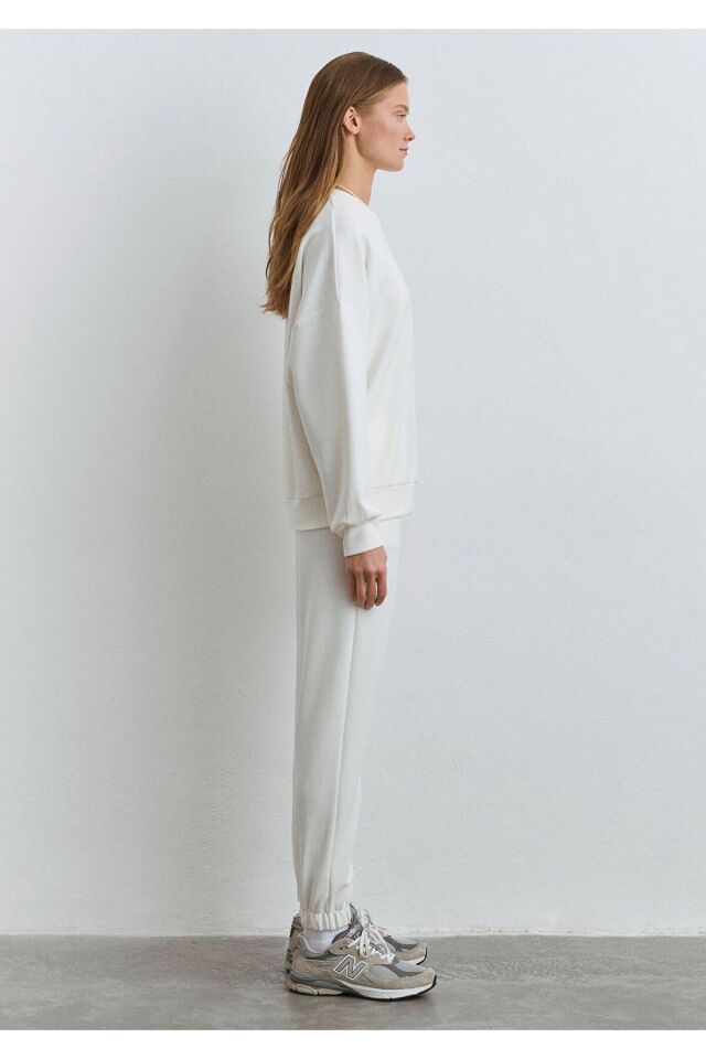 MAVİ KADIN BİSİKLET YAKA SWEATSHIRT Kırık Beyaz 1S10422-70057