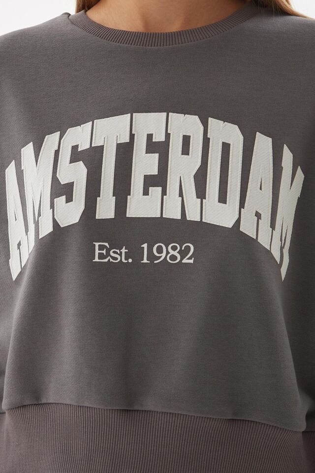 FASHION FRIENDS KADIN BASKILI CROP SWEAT 24K0050K1