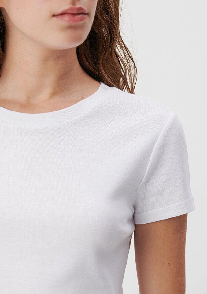 MAVİ KADIN YUVARLAK YAKA BASIC TİŞÖRT BEYAZ 1600814-620