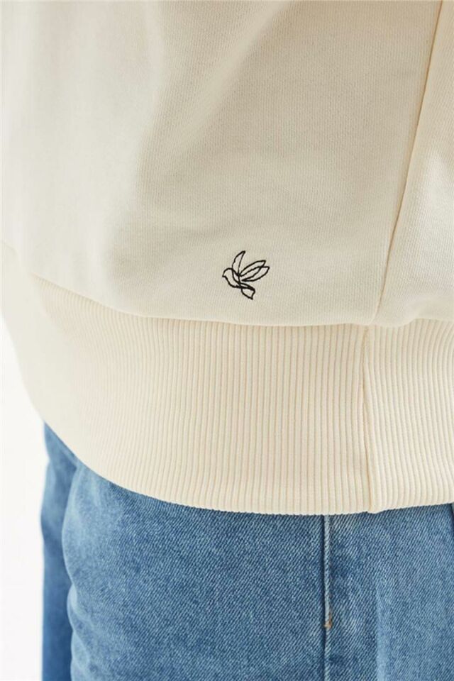 FASHION FRIENDS KADIN BİSİKLET YAKA SWEAT 24K0079K1