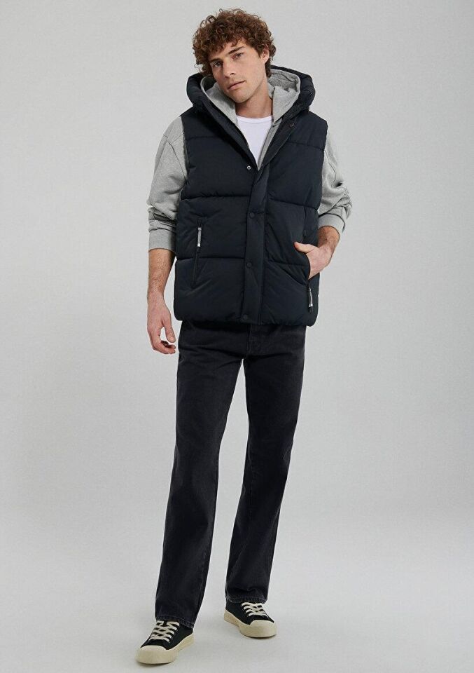 MAVİ ERKEK YELEK Siyah 0110306-900