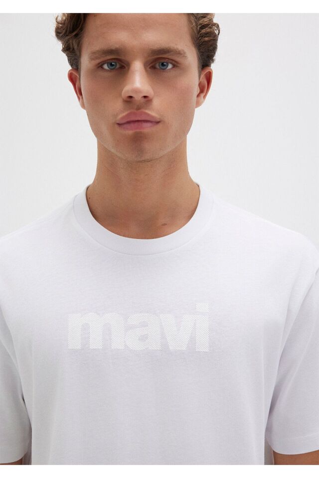 MAVİ ERKEK MAVİ LOGO TİŞÖRT Beyaz 0611807-620