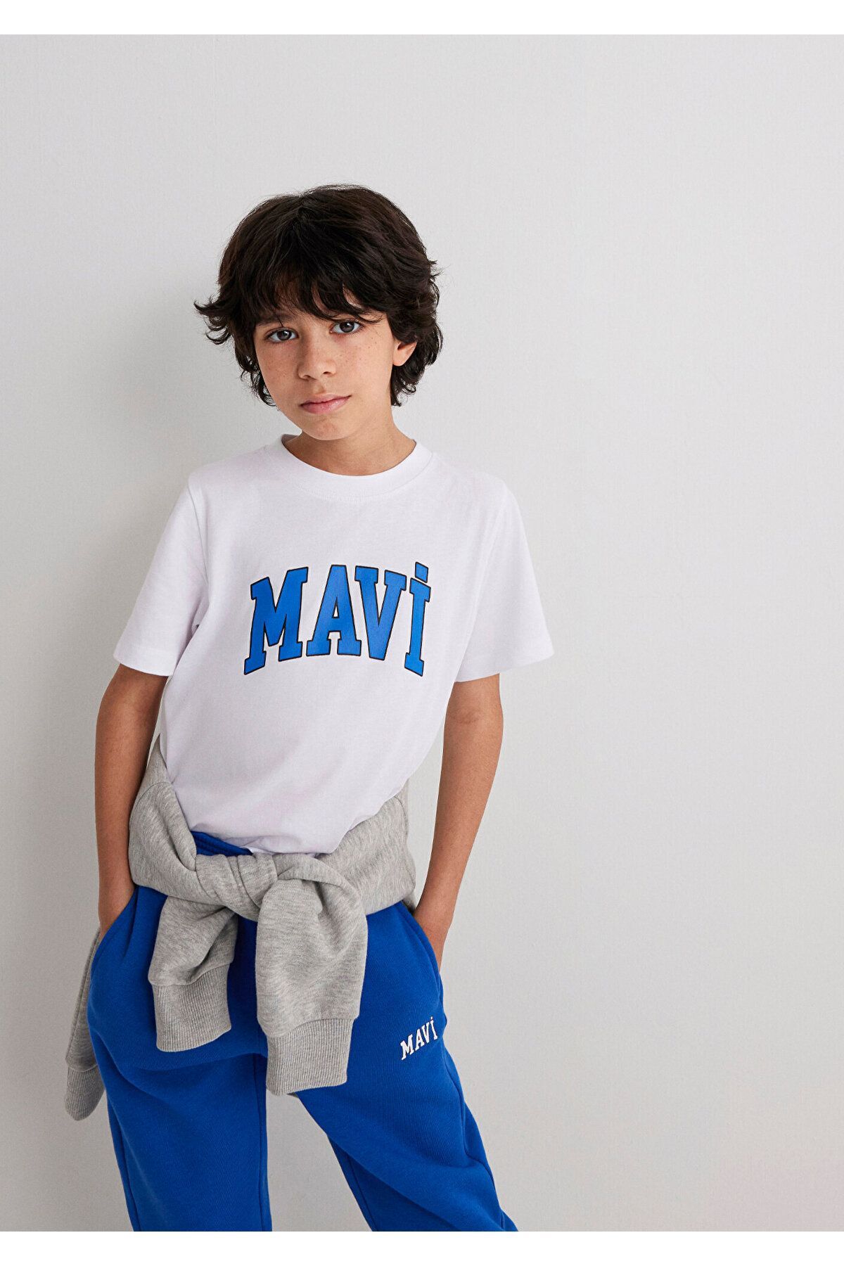 MAVİ KADIN MAVİ LOGO BASKILI TİŞÖRT BEYAZ 6610030-620