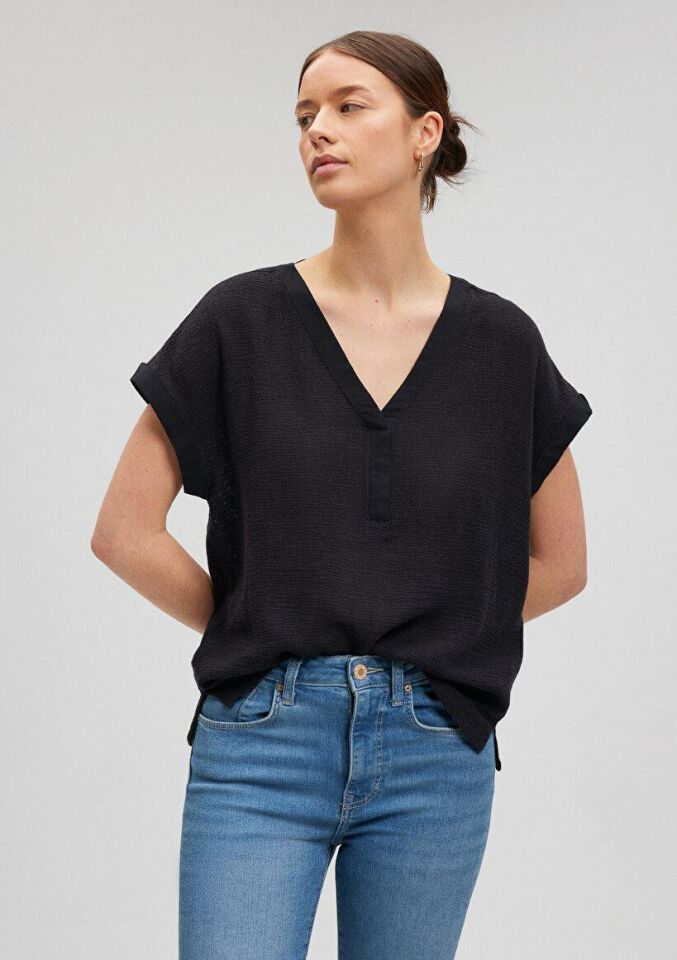 MAVİ KADIN V YAKA KISA KOLLU BLUZ Siyah 1210804-900
