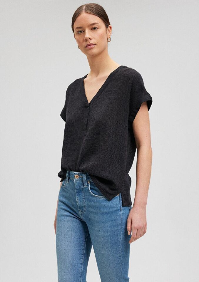 MAVİ KADIN V YAKA KISA KOLLU BLUZ Siyah 1210804-900